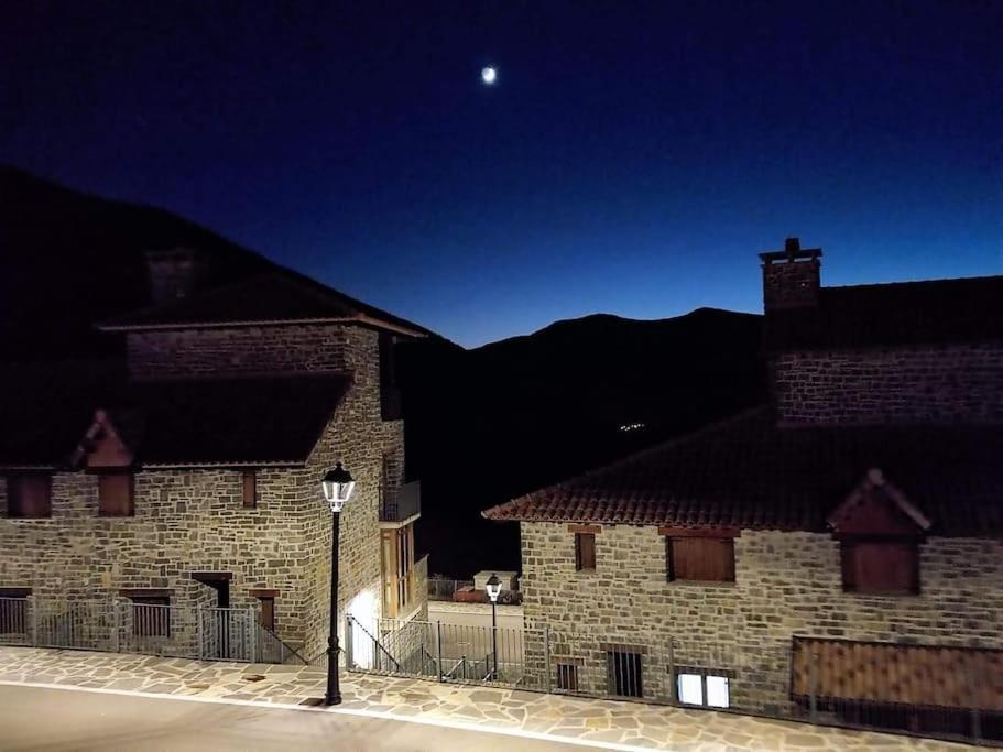Casa Balcon De Los Pirineos - Gavin Biescas Eksteriør billede